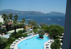 Others 7 Tropical Beach Hotel