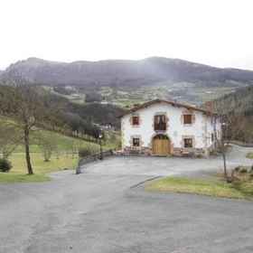 Arregi2 1, Hotel Zumarraga