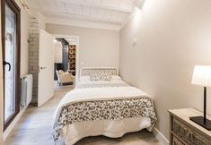 기타 4 Apartamentos Vino Tinto