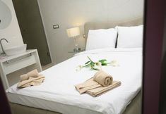 その他 7 City Place Apartments