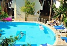 Kolam Renang 6 Tropic Hotel