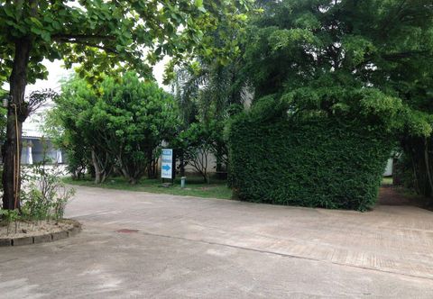 Lain-lain Natpob Sleep Station Motel