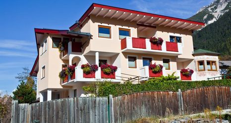 Others 2 Haus Steinbock