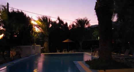 Others 2 Oasis Apartments & Rooms