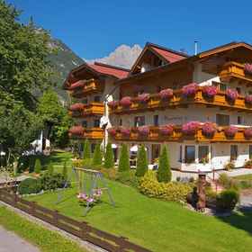 Hotel-Garni Weidacherhof 1, 젤라인 호텔