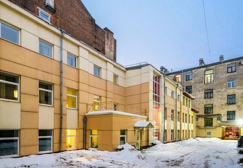 Others Red Apple Hotel