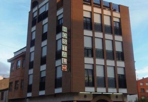 Lain-lain Hostal Stop