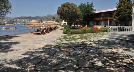 อื่นๆ 2 Hotel Marma Beach