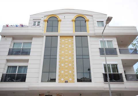 Others Royal Loft Suit