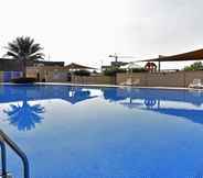 สระว่ายน้ำ 7 Jannah Hotel Apartments & Villas