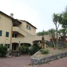 Fuenza - Two Bedroom 1, Hotel Muretto di Alassio