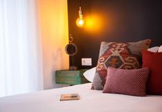 Others 3 Come To Sevilla - Casa De Mariana