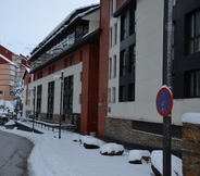 Lainnya 6 Apto. Sabica Nevada Gorbea Suites