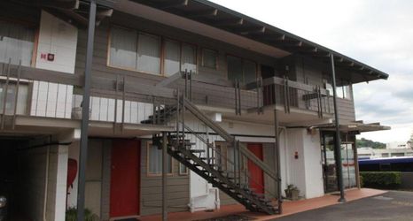 อื่นๆ 2 Epsom Motel