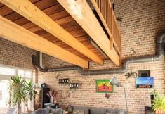 Others 6 B&B Antiqua & Qook