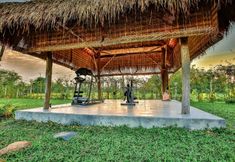 Others 5 Allamanda Estate