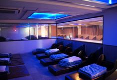 Others 3 Capsule Hotel 310