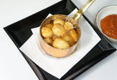 Others 7 Capsule Hotel 310