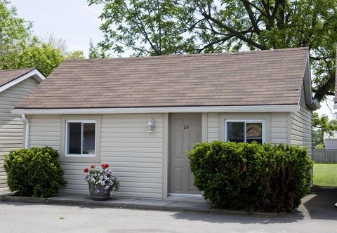 その他 Falls Manor Resort