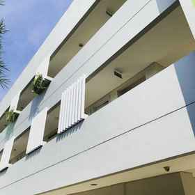 Odua Bekasi 1, STBA JIA (Sekolah Tinggi Bahasa Asing JIA)ホテル