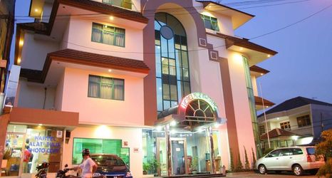 Others 2 Puri Kwitang Hotel