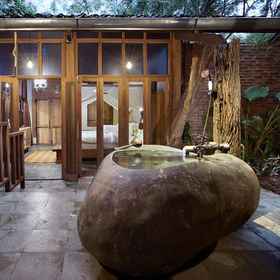 Desa Alamanis Resort Vila 1, ロレナ チルボン支店ホテル