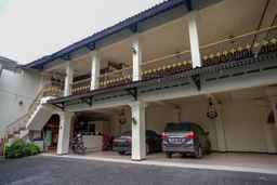 Cakra Homestay Solo, USD 7.76