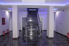 其他 Happy Family Apart