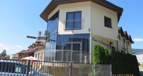 기타 2 Hotel Pod Chełmem