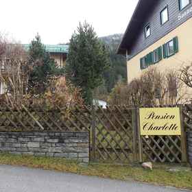 Pension Charlotte1 , 飯店圣约翰蓬高县