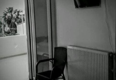 Others Studio Manousos