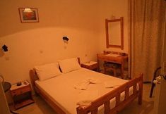 Others 4 Studio Manousos