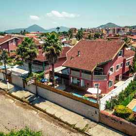 Pousada Vovozinho1 , 飯店乌巴图巴