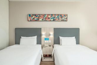 Others 4 Hanting Express Beijing Yansha Xiaoyun Bridge