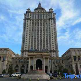 Khách sạn quốc tế Arcadia 1, Khách sạn Tân Hoa