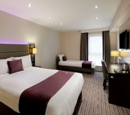 Others 6 Premier Inn London Brixton