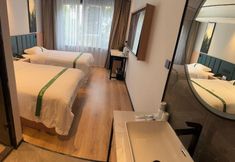 Lain-lain 5 GreenTree Inn Shanghai PuDong New District YangSi Metro Station YangXin Road Shell Hotel
