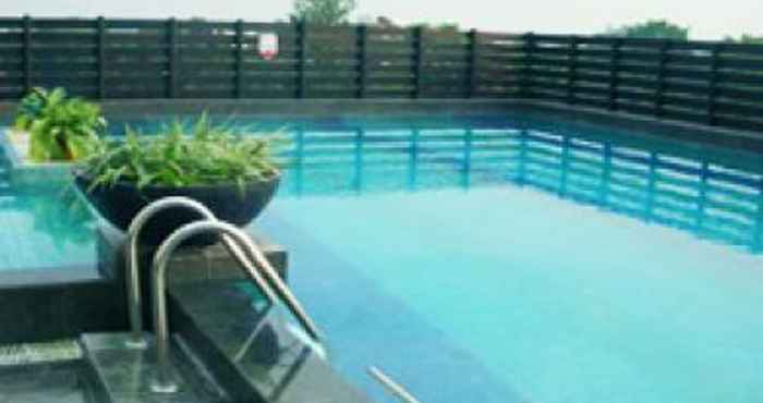 Swimming Pool Horison Palembang