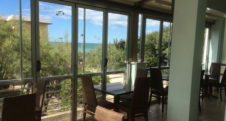 Others 2 Hotel Aurora