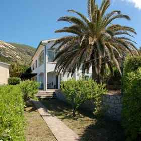 Hotel Aurora 1, Hotel Fortezza Pisana