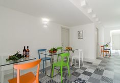 Others 7 Rosa E Valentino