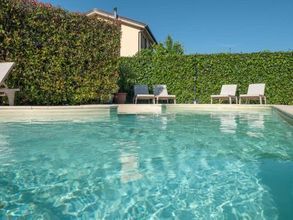 Others 4 Il Nido Nella Bionda