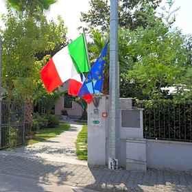 Ambra 1, 보르고아모차노 호텔