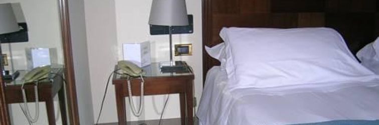 Others Hotel Motel Ascot