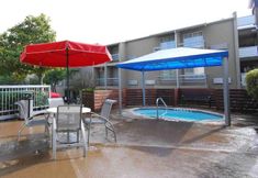 Lain-lain 4 Clarion Inn & Suites Conference Center