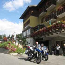 Confinale 1, Hotel Chiesa in Valmalenco