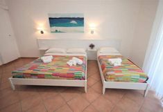 Others 7 Pensione Solaris