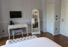 Others 7 Louis Appartements Pera