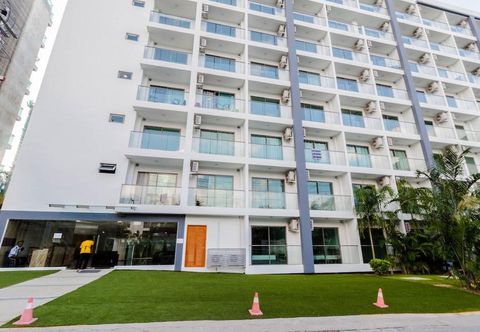 Others Club Royal Wongamat By Psr Asia