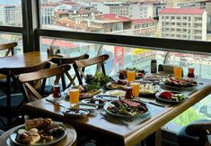 Others 3 Grand Hotel Van